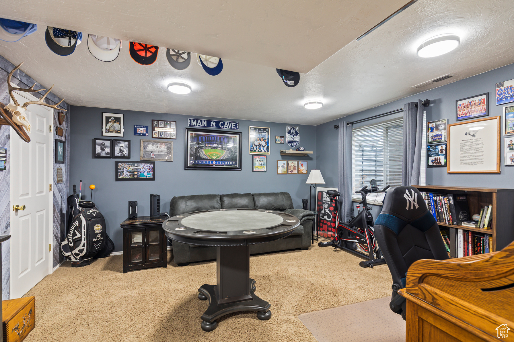 Richfield, Utah, 84701, United States, 6 Bedrooms Bedrooms, ,4 BathroomsBathrooms,Residential,For Sale,1885344