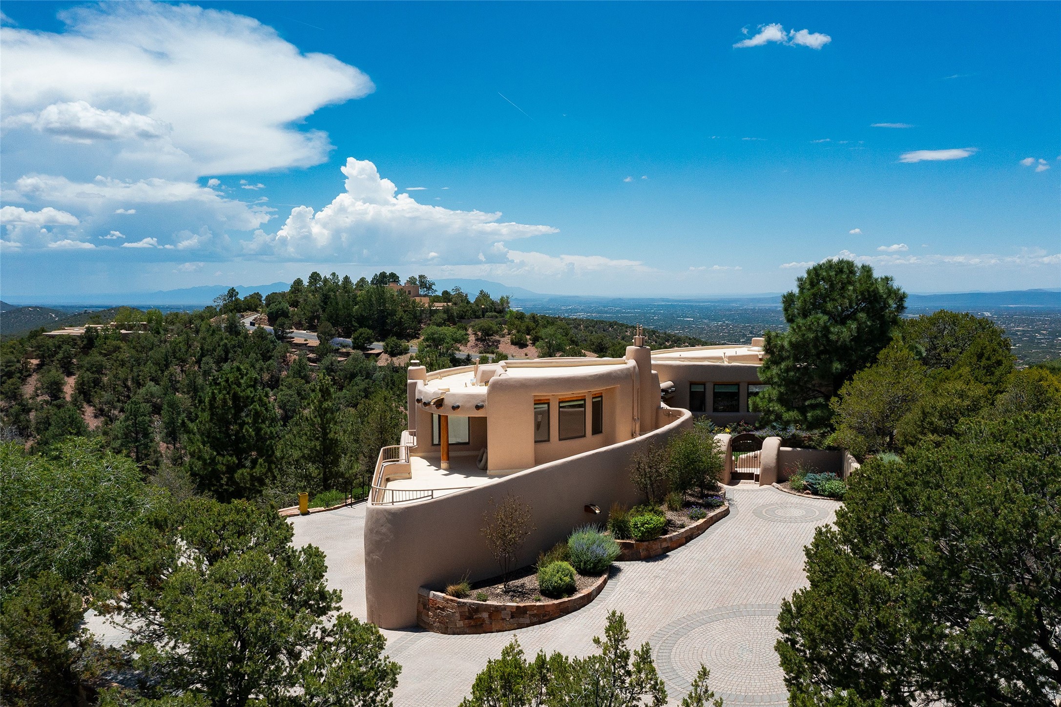  1233 N Summit Drive - 物件實景