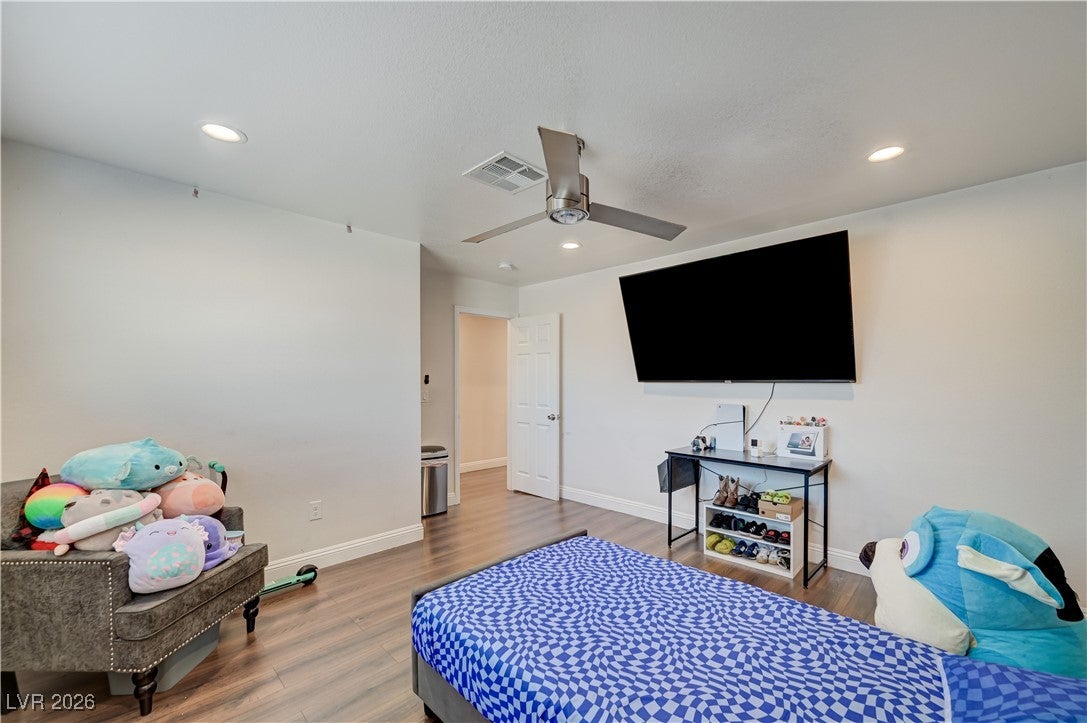 Las Vegas, Nevada, 89122, United States, 5 Bedrooms Bedrooms, ,4 BathroomsBathrooms,Residential,For Sale,2008777