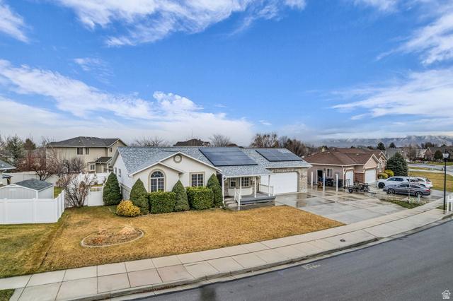 West Jordan, Utah, 84081, United States, 4 Bedrooms Bedrooms, ,3 BathroomsBathrooms,Residential,For Sale,2008795