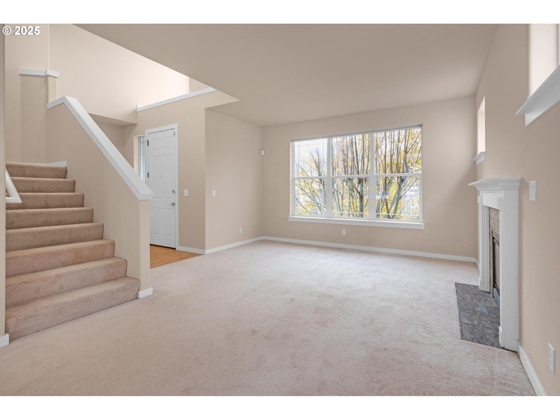 Portland, Oregon, 97225, United States, 3 Bedrooms Bedrooms, ,2 BathroomsBathrooms,Residential,For Sale,1995924