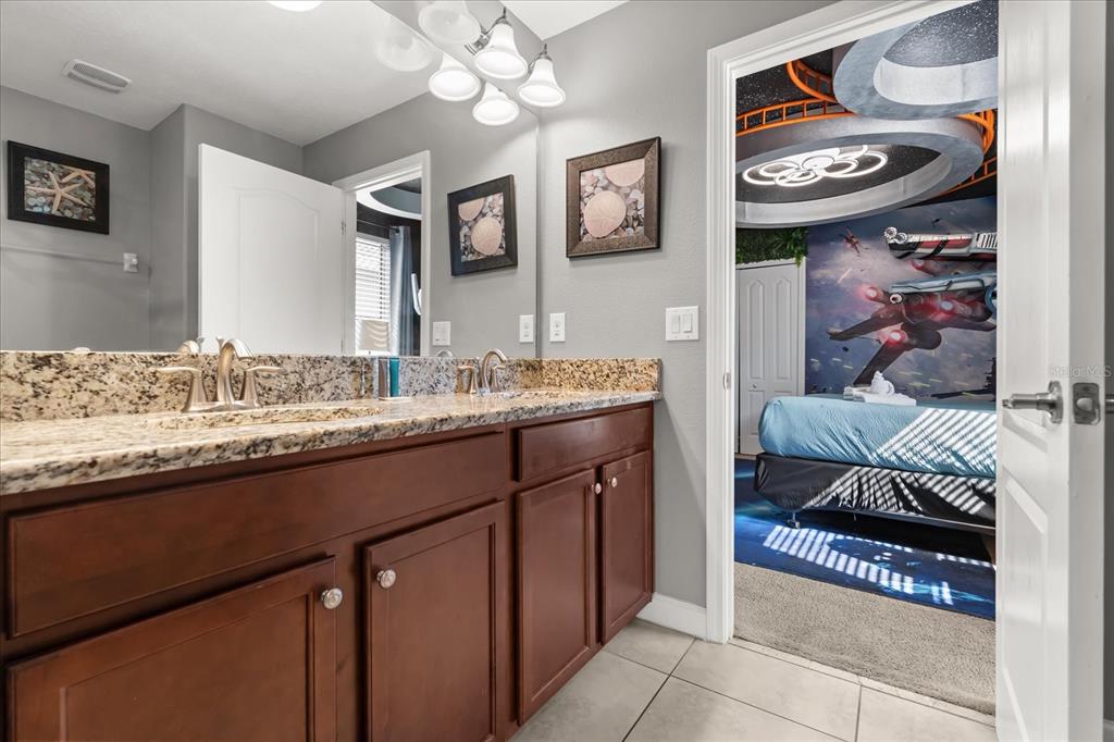 Davenport, Florida, 33896, United States, 8 Bedrooms Bedrooms, ,5 BathroomsBathrooms,Residential,For Sale,1896133