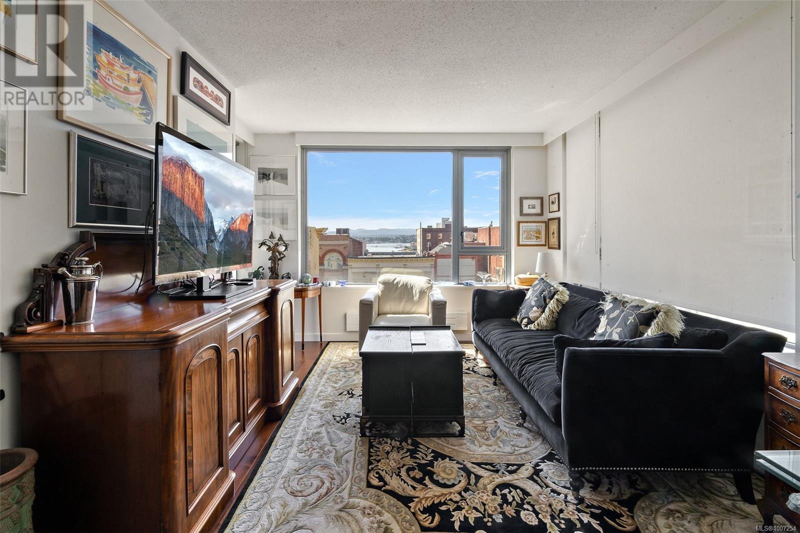 VICTORIA, British Columbia, V8W 1C7, CA, 1 Bedroom Bedrooms, ,1 BathroomBathrooms,Residential,For Sale,1895937