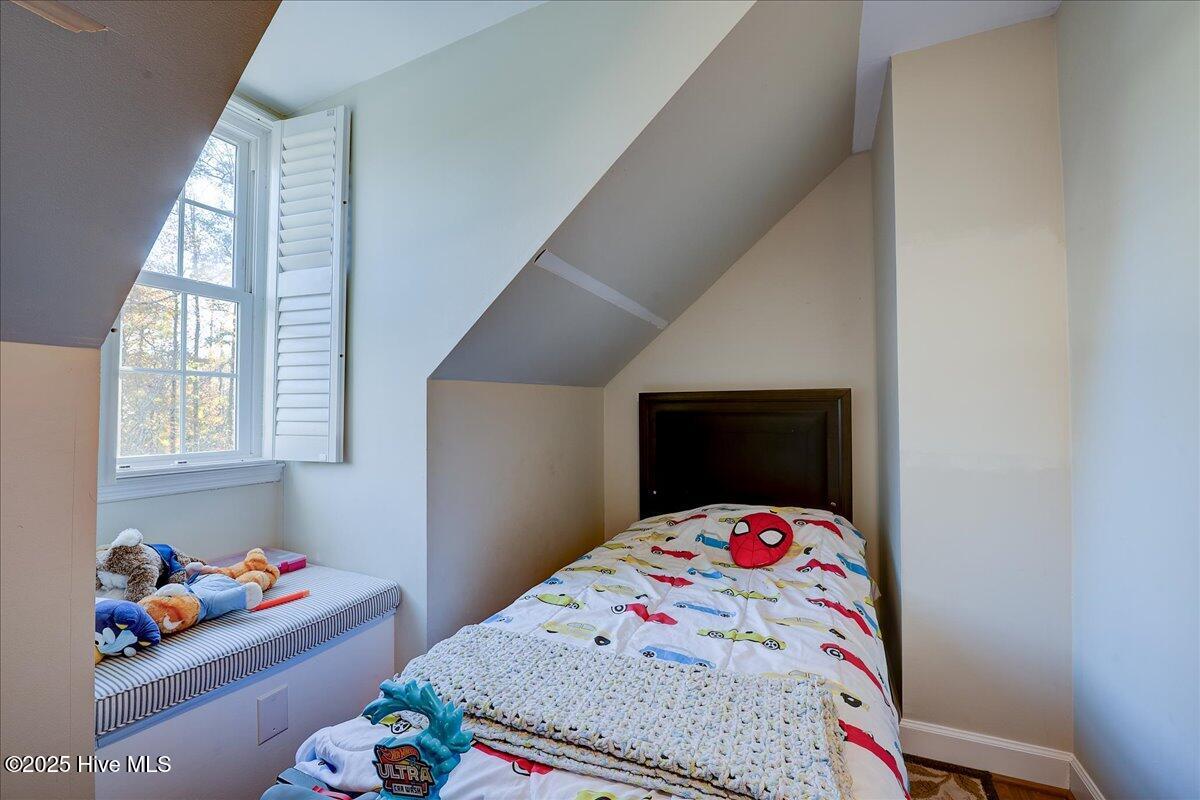 Trent Woods, North Carolina, 28562, United States, 4 Bedrooms Bedrooms, ,3 BathroomsBathrooms,Residential,For Sale,1997785