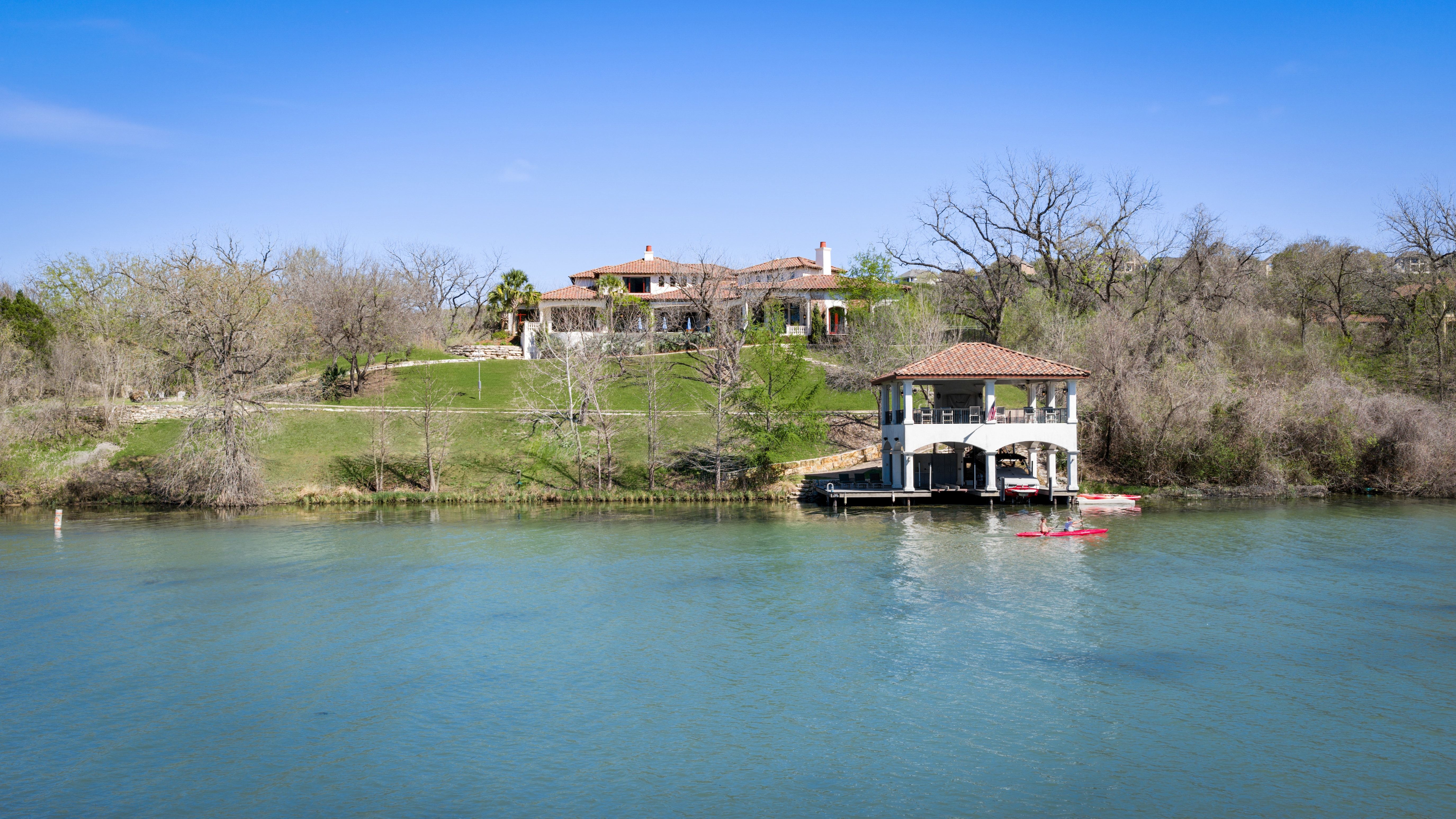  Butterfly Beach on Lake Austin - 物件實景