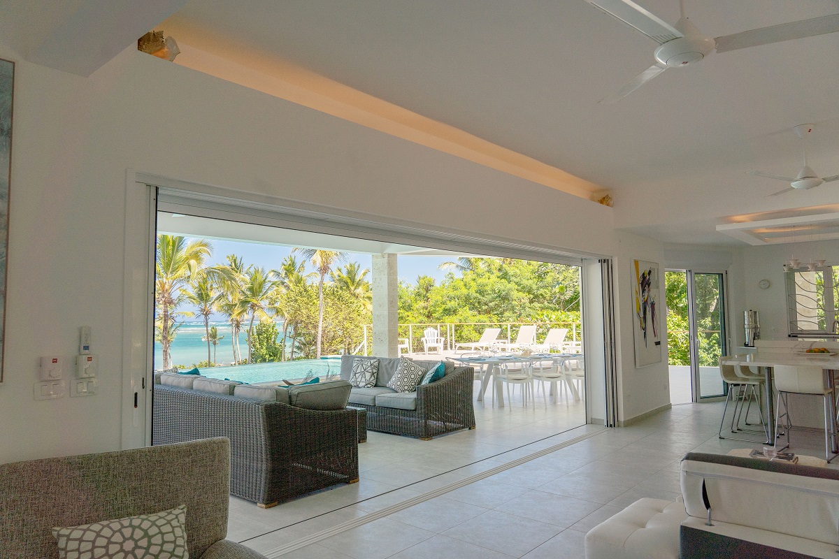 NEW PRICE Captivating 4-Bedroom Ocean front Samana, Samana, DO, 4 Bedrooms Bedrooms, ,4 BathroomsBathrooms,Residential,For Sale,NEW PRICE Captivating 4-Bedroom Ocean front Samana,1080456