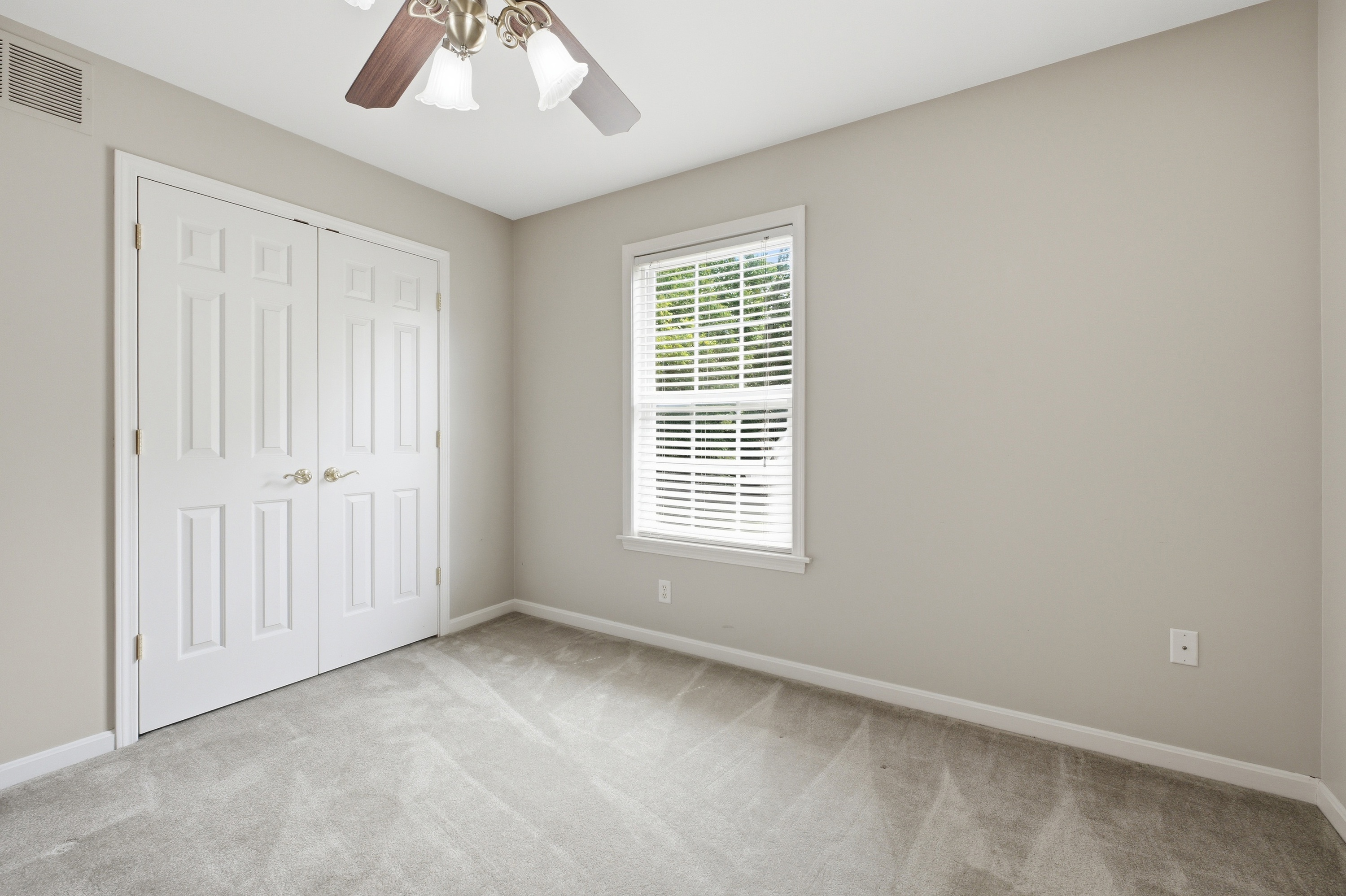  3413 South Winchester Acres Road, Louisville, KY 40223 - 物件實景