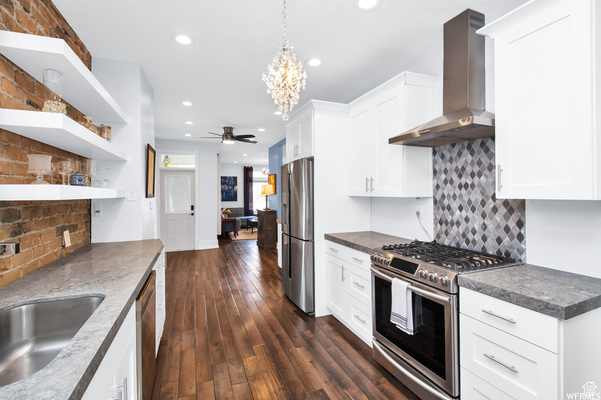 Salt Lake City, Utah, 84111, United States, 3 Bedrooms Bedrooms, ,Residential,For Sale,1947595