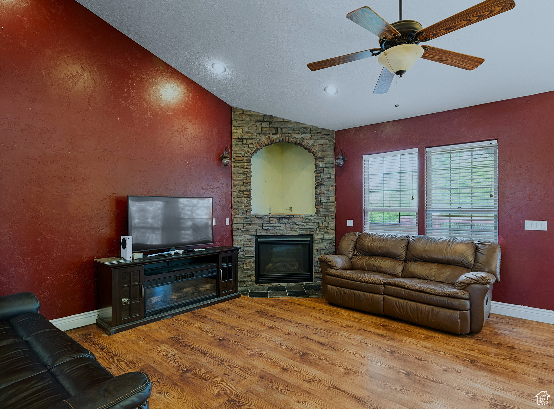 West Valley City, Utah, 84119, United States, 8 Bedrooms Bedrooms, ,4 BathroomsBathrooms,Residential,For Sale,1905952