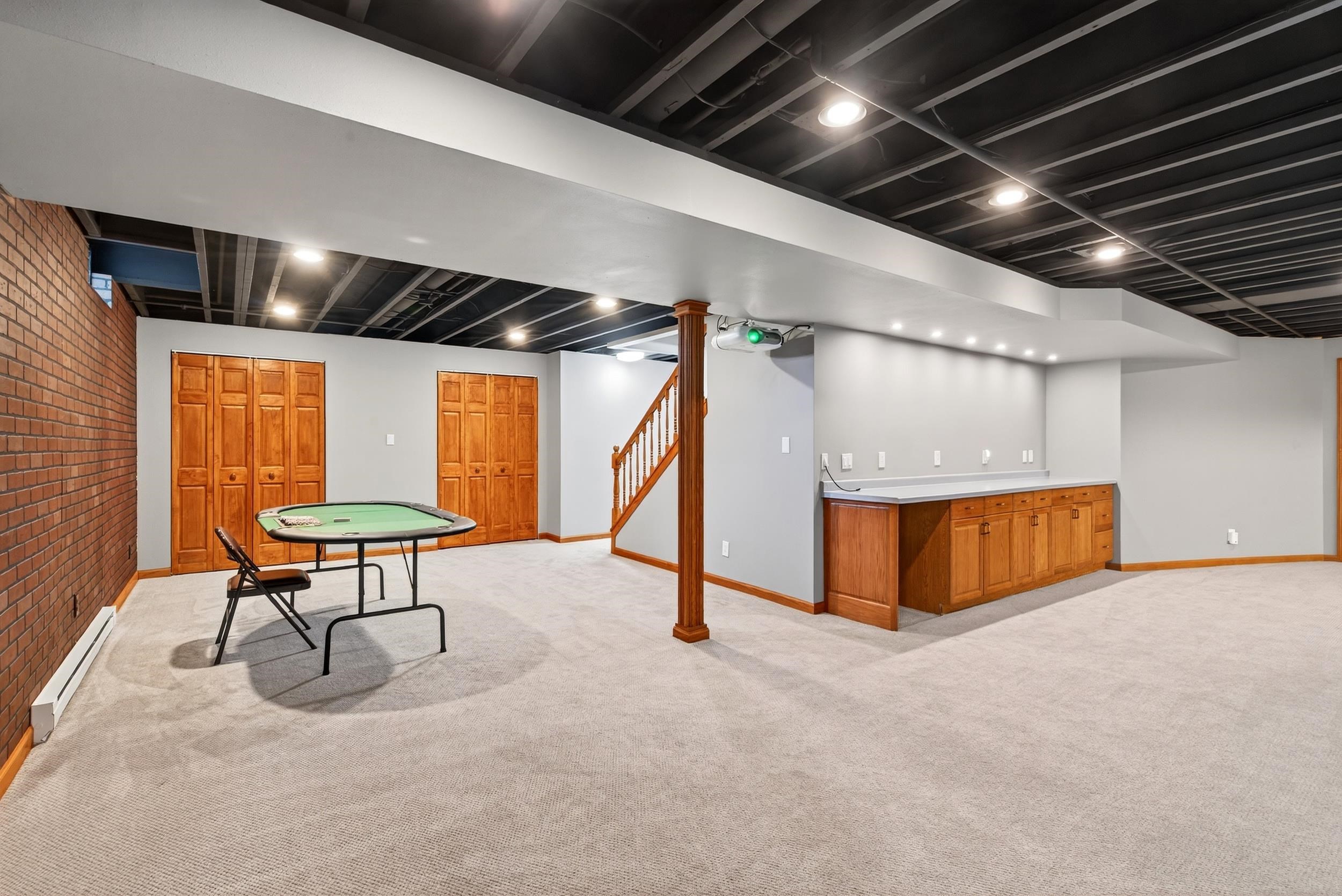 Appleton, Wisconsin, 54913, United States, 3 Bedrooms Bedrooms, ,3 BathroomsBathrooms,Residential,For Sale,1976936