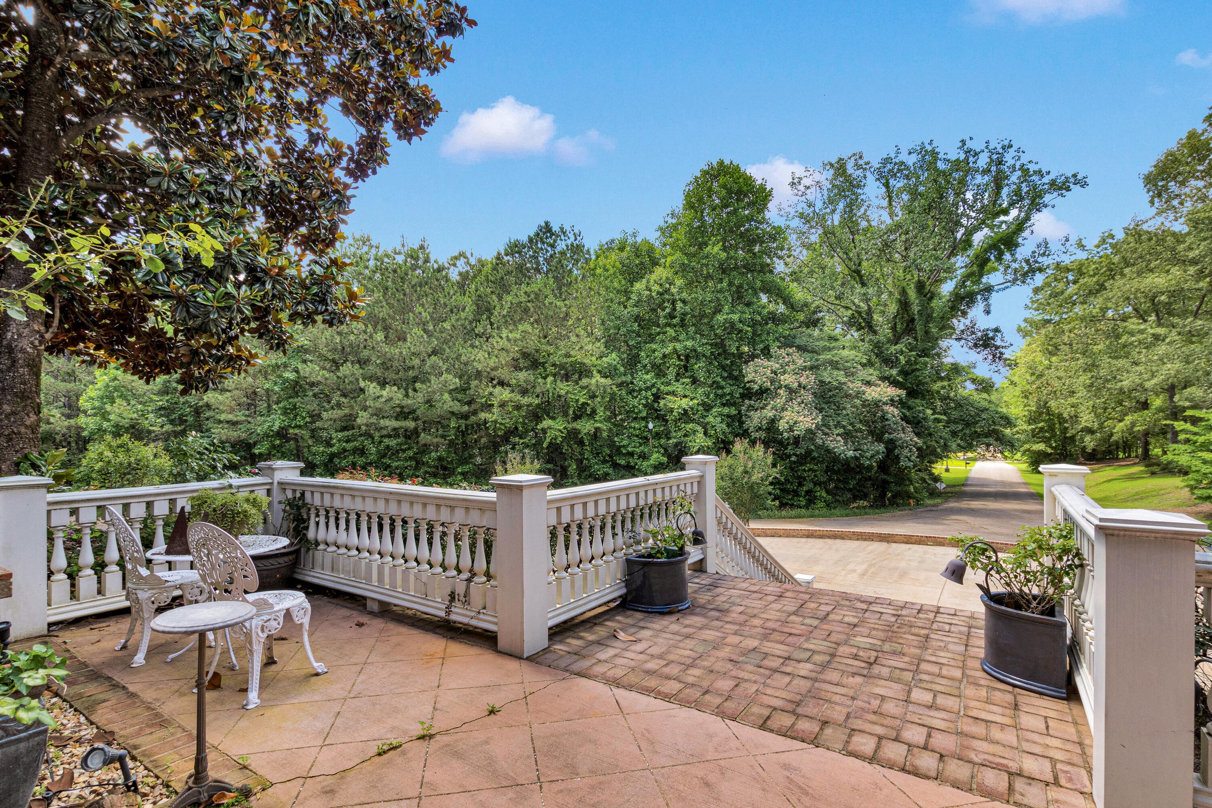 Fulton, Mississippi, 38843, United States, 4 Bedrooms Bedrooms, ,4 BathroomsBathrooms,Residential,For Sale,1976372