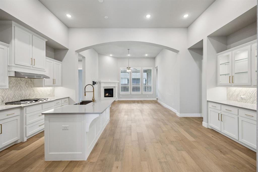 Rockwall, Texas, 75087, United States, 4 Bedrooms Bedrooms, ,4 BathroomsBathrooms,Residential,For Sale,1918235