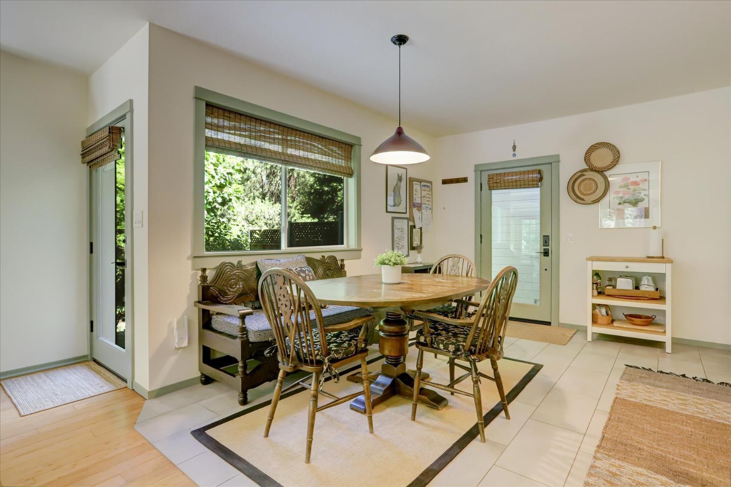 Nevada City, California, 95959, United States, 2 Bedrooms Bedrooms, ,2 BathroomsBathrooms,Residential,For Sale,1984222