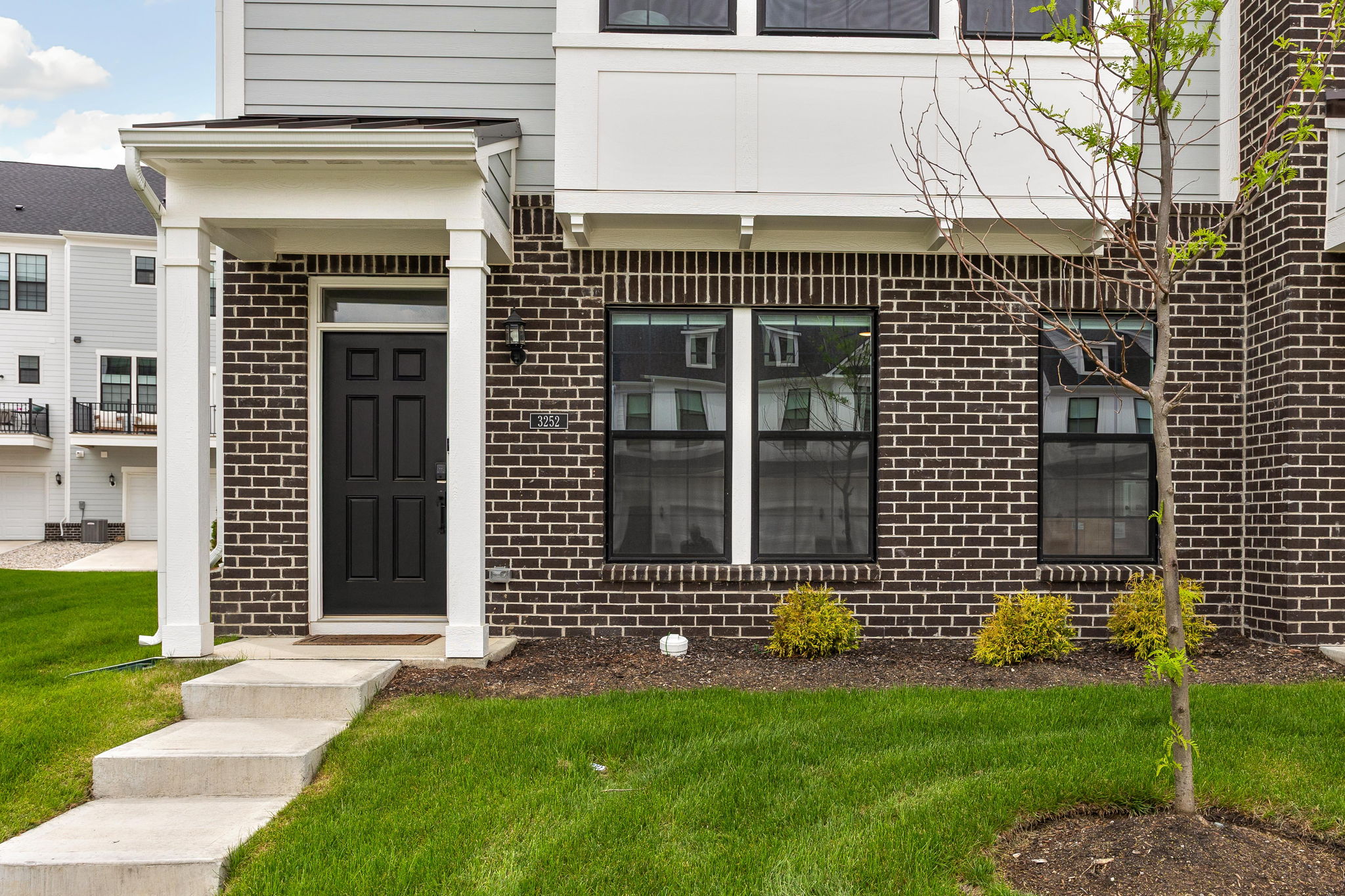  Standout Townhouse with Pond View in Zionsville - 物件實景