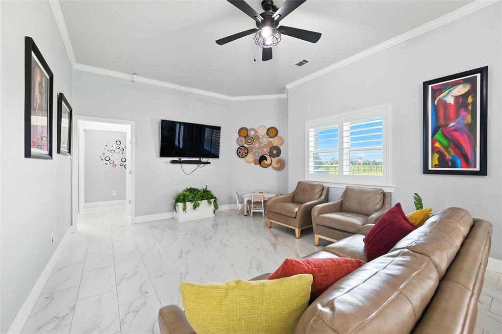 Cedar Hill, Texas, 75104, United States, 5 Bedrooms Bedrooms, ,3 BathroomsBathrooms,Residential,For Sale,1860572