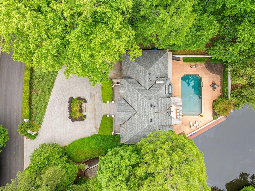 Marietta, Georgia, 30067, United States, 5 Bedrooms Bedrooms, ,5 BathroomsBathrooms,Residential,For Sale,1827290