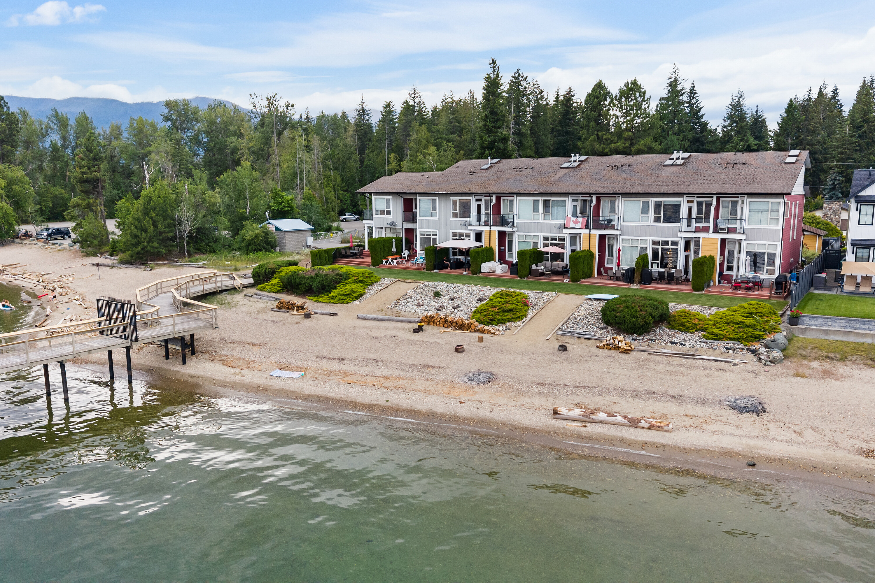  Premier Lakeshore Living - 物件實景
