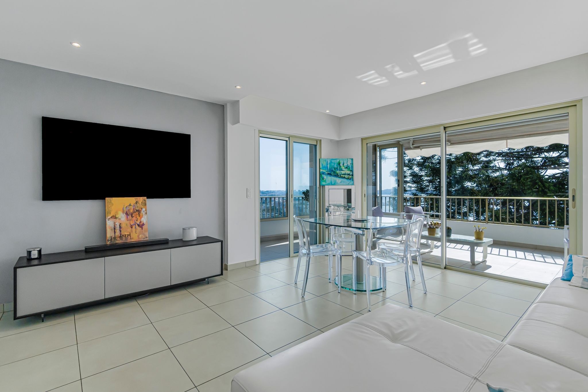  Panoramic Sea View – Elegant Renovated Three-Bedroom Apartment in a Prestigious… - 物件實景