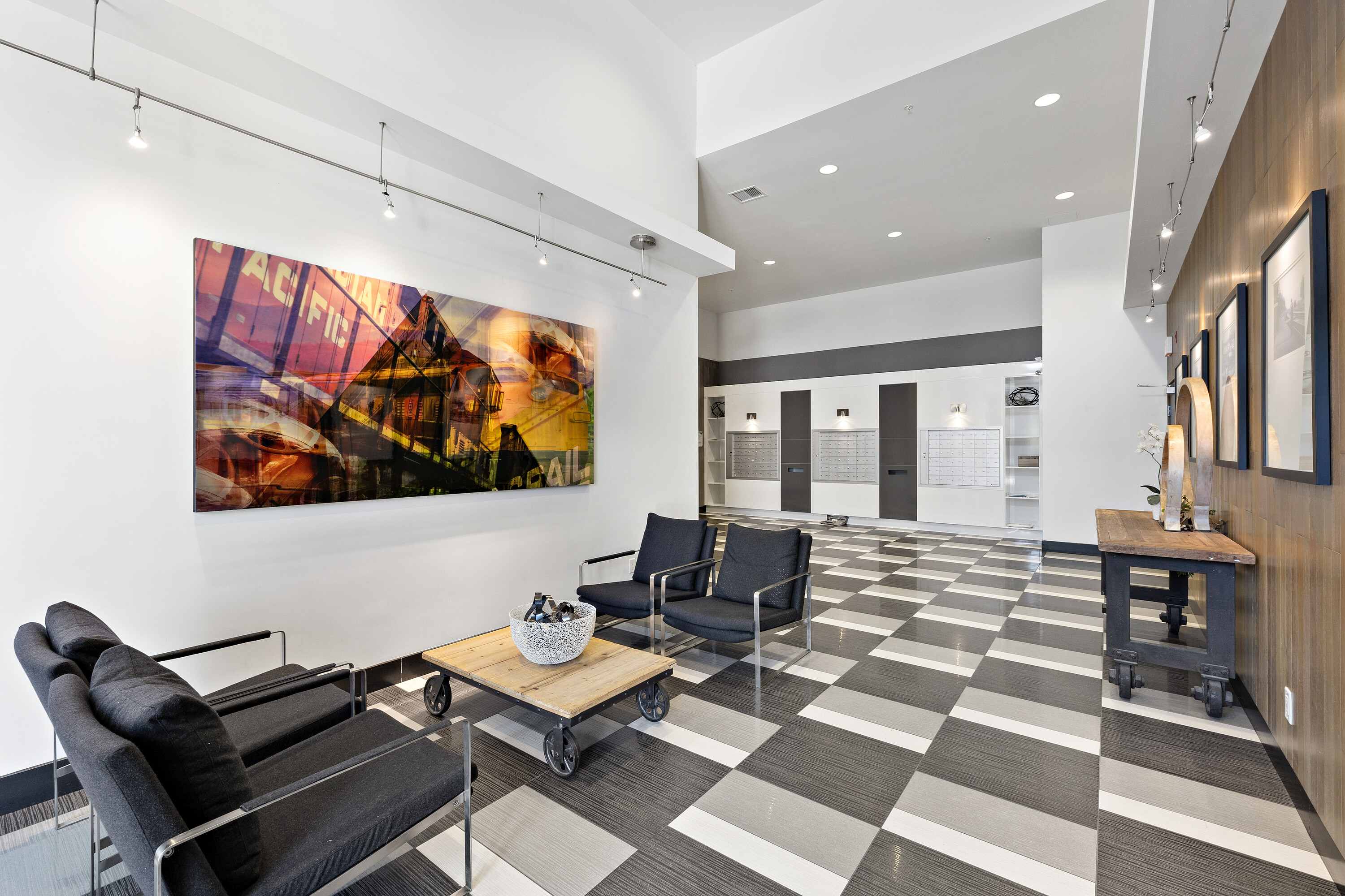  Renovated Porty Moody Townhome - 物件實景