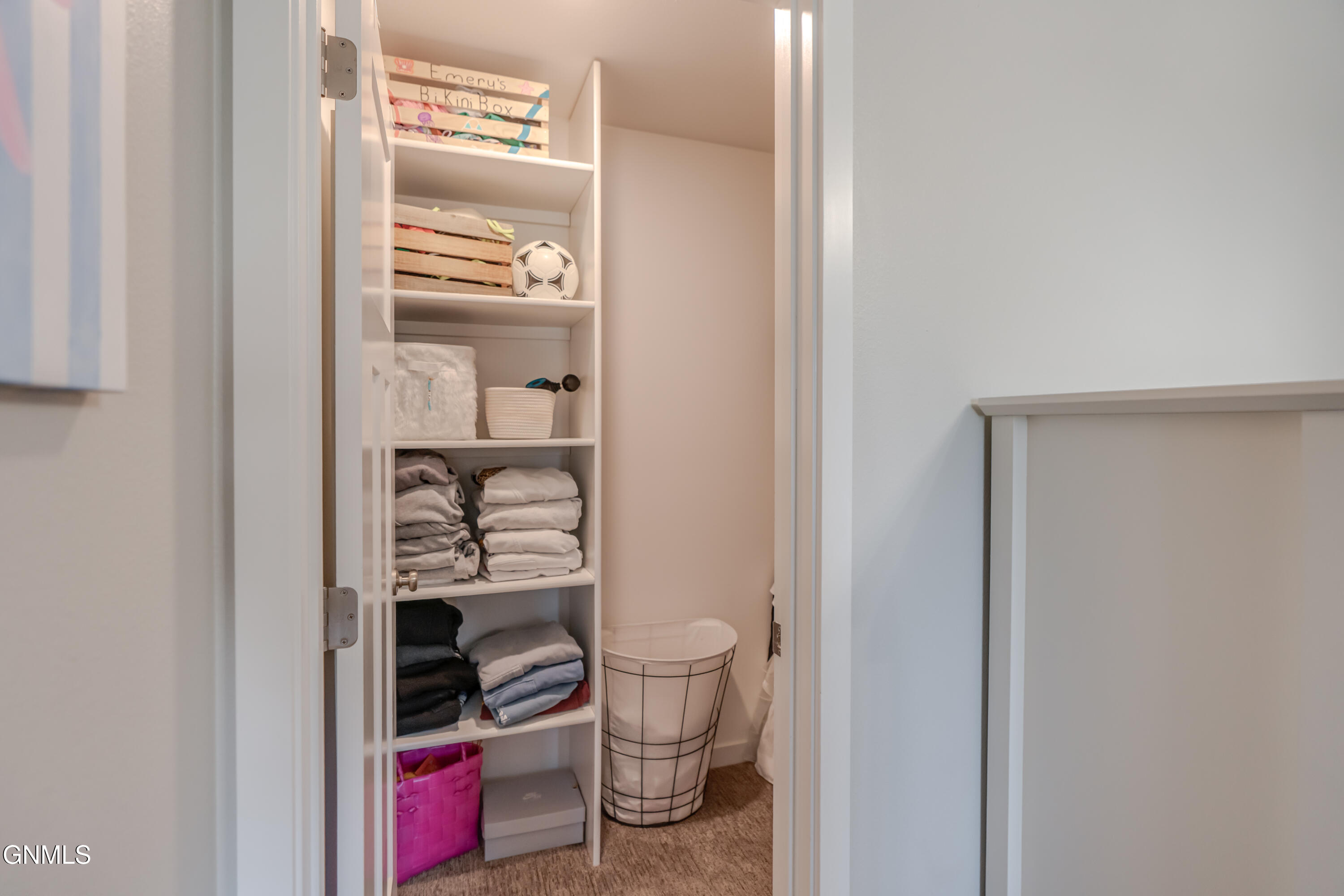 Bismarck, North Dakota, 58504, United States, 5 Bedrooms Bedrooms, ,2 BathroomsBathrooms,Residential,For Sale,1986096