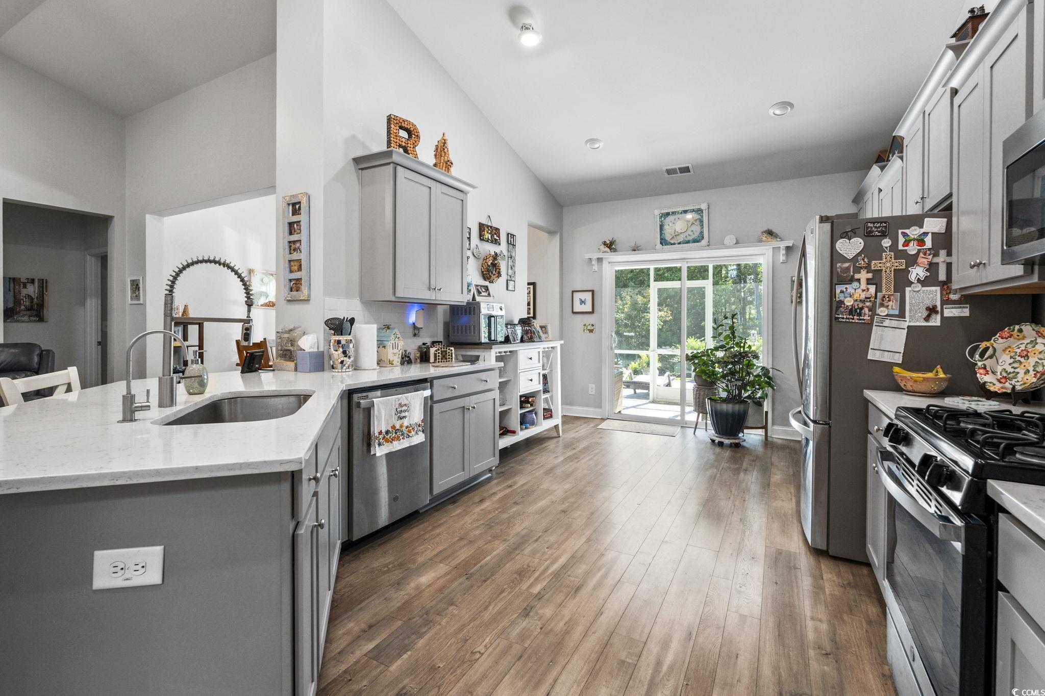 Myrtle Beach, South Carolina, 29588, United States, 4 Bedrooms Bedrooms, ,3 BathroomsBathrooms,Residential,For Sale,1983436