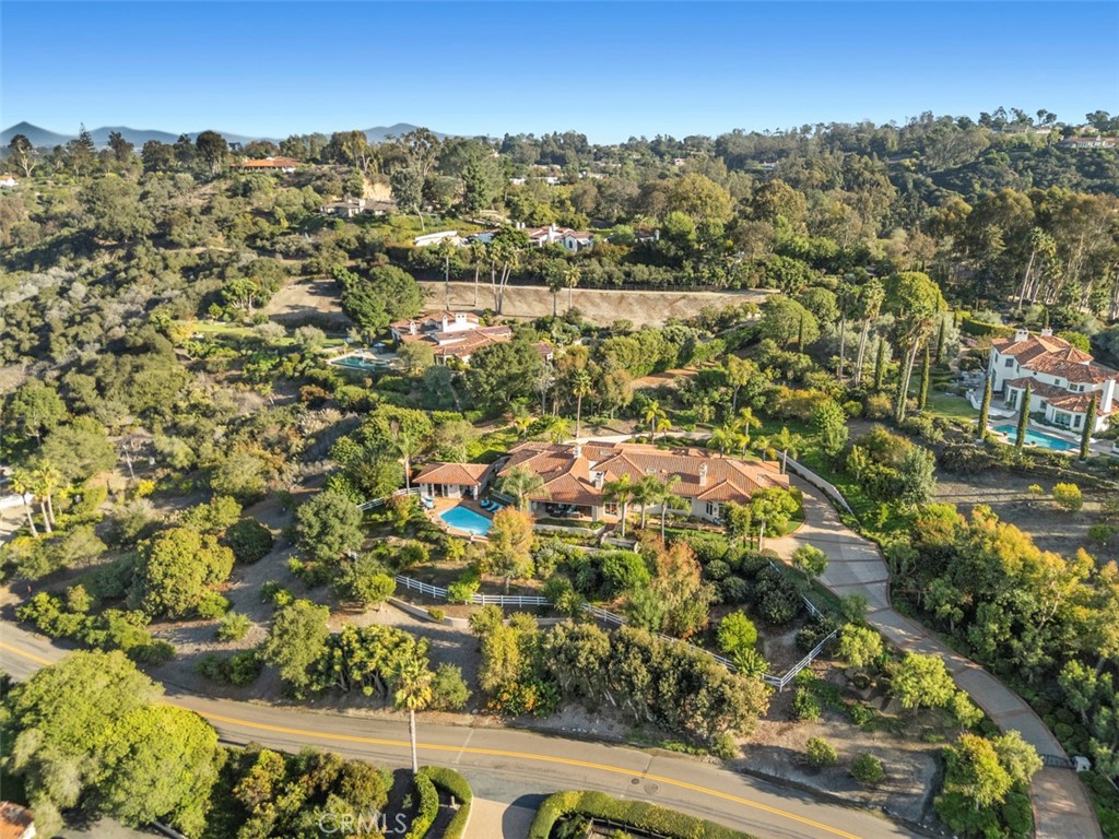 Rancho Santa Fe, California, 92067, United States, 5 Bedrooms Bedrooms, ,6 BathroomsBathrooms,Residential,For Sale,1989068