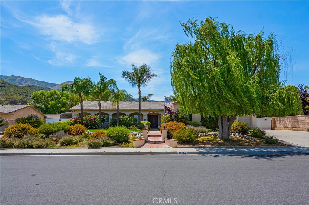 LAKE ELSINORE, California, 92530, United States, 5 Bedrooms Bedrooms, ,3 BathroomsBathrooms,Residential,For Sale,1828180