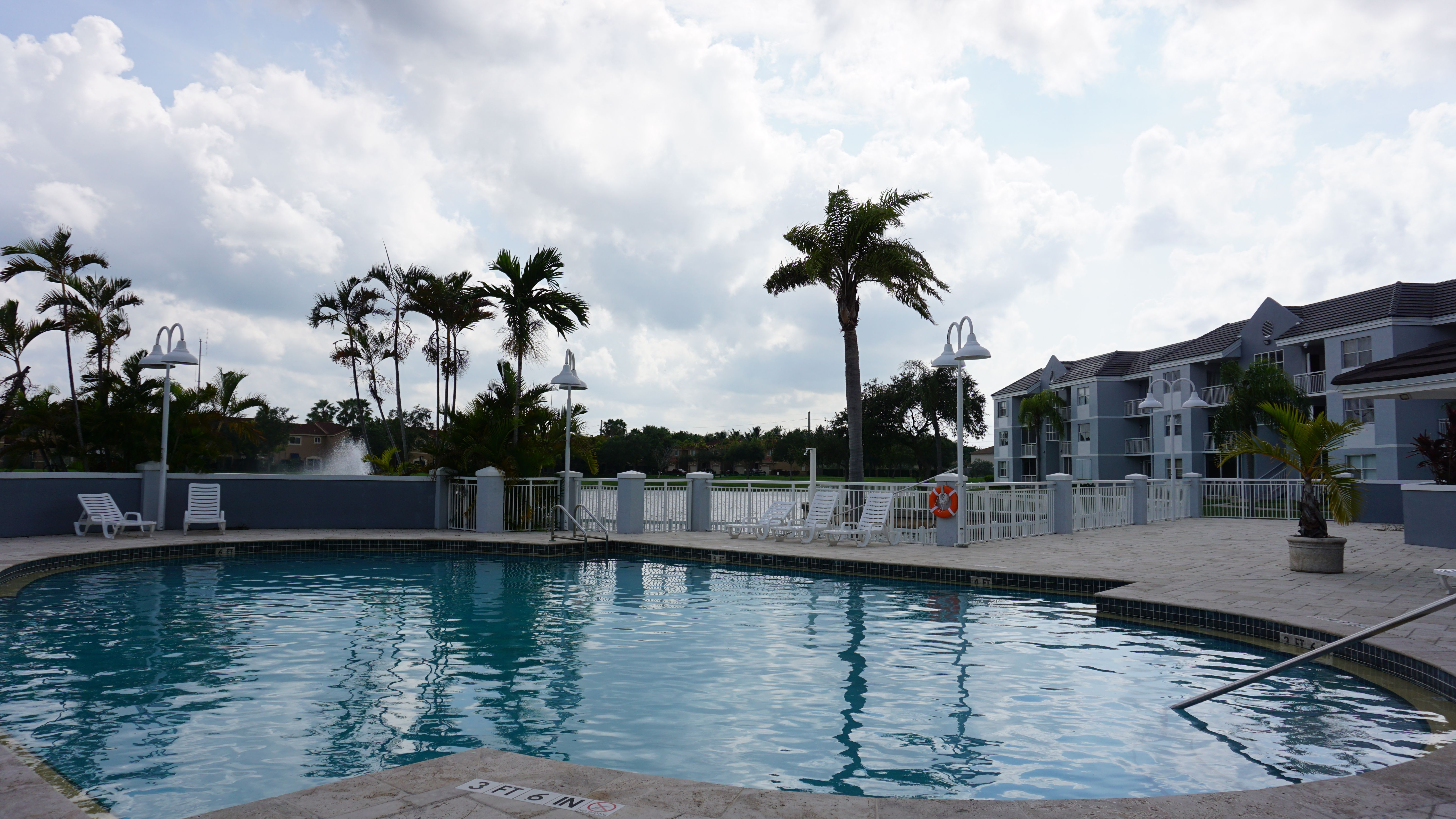  8600 SW 212th St, Cutler Bay, FL, 33189 - 物件實景