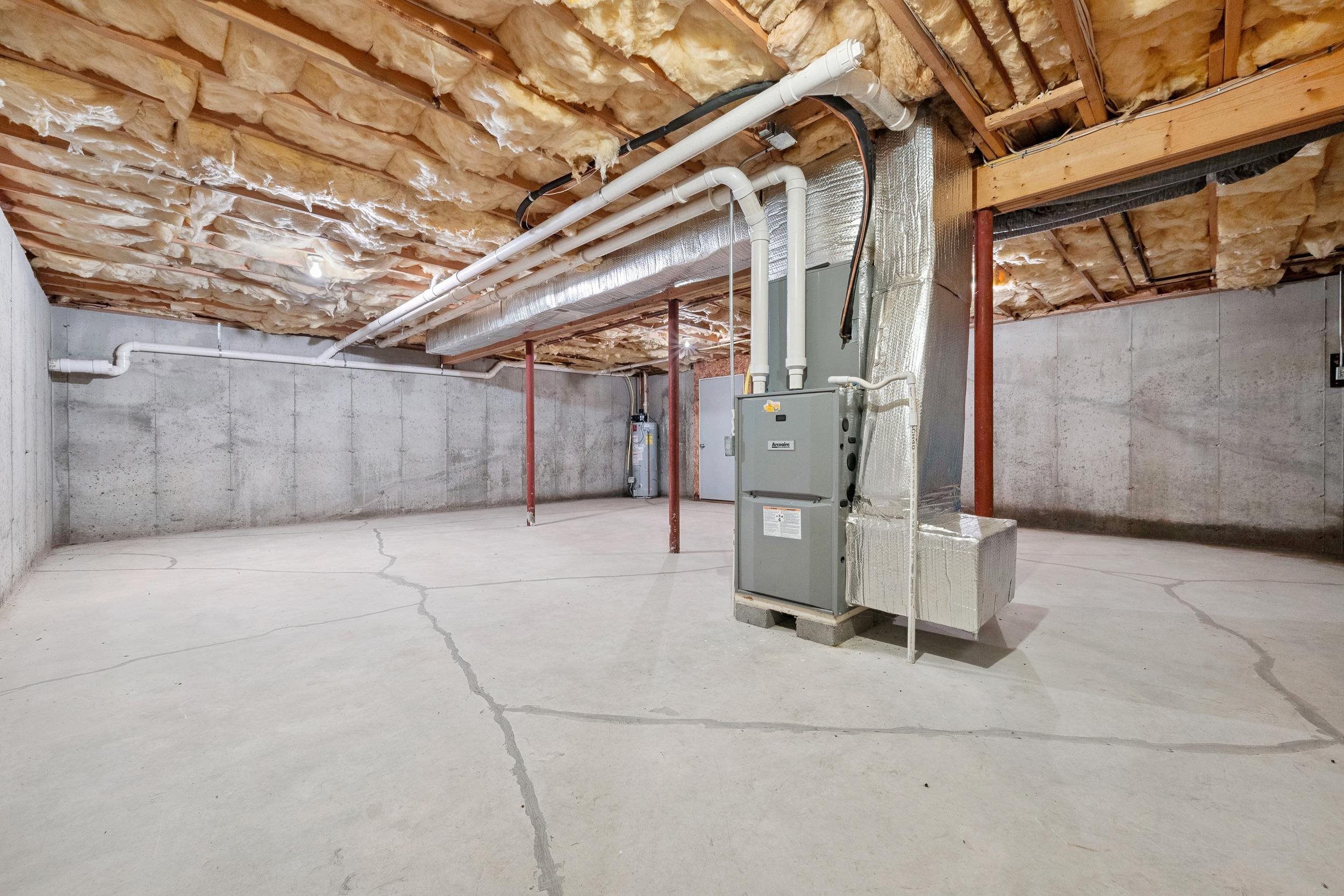 Conway, New Hampshire, 03813, United States, 3 Bedrooms Bedrooms, ,2 BathroomsBathrooms,Residential,For Sale,1906955