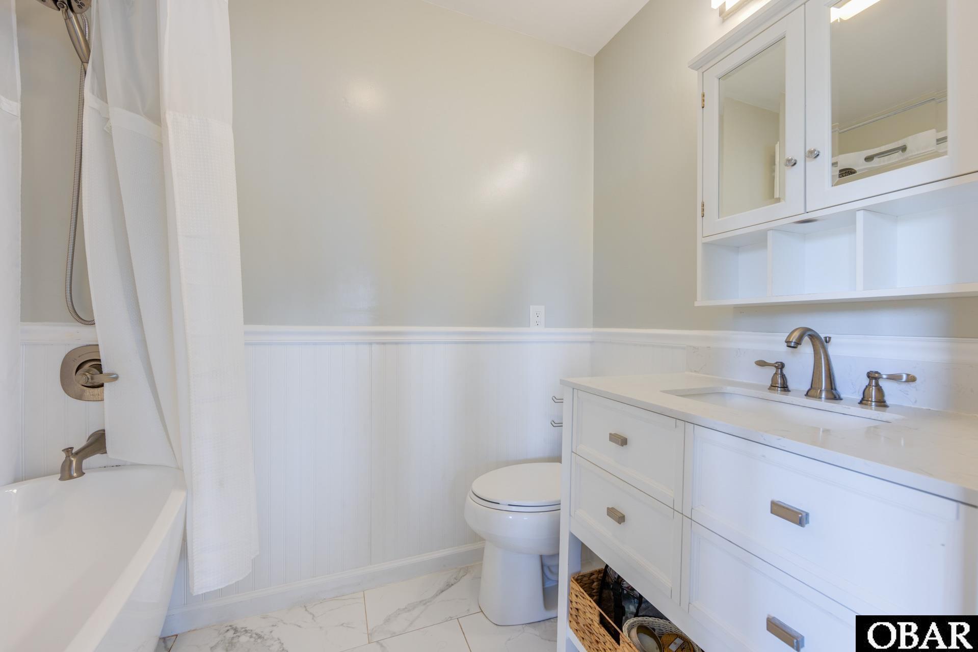 Manteo, North Carolina, 27954, United States, 3 Bedrooms Bedrooms, ,3 BathroomsBathrooms,Residential,For Sale,1847368