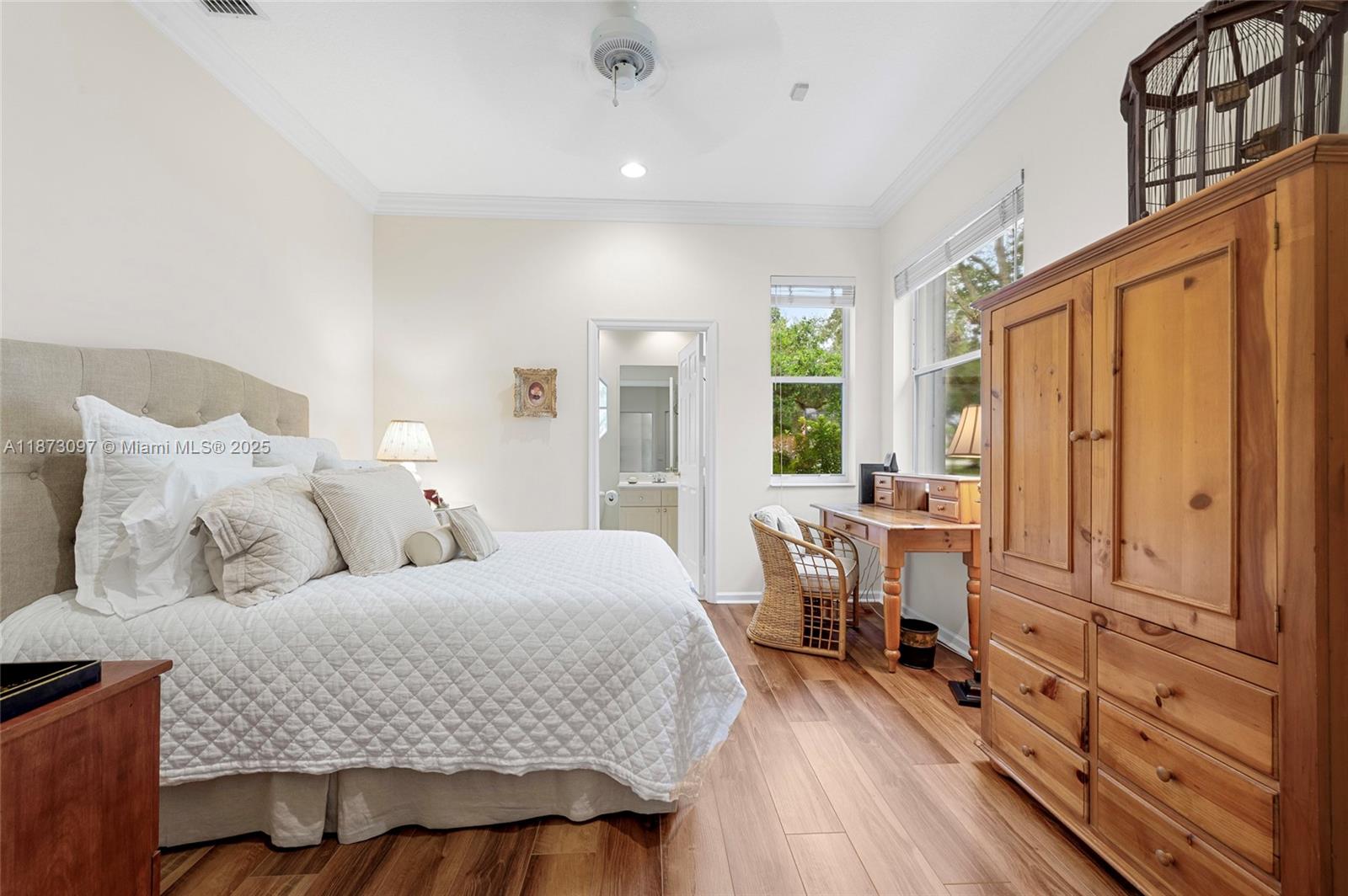 Weston, Florida, 33327, United States, 3 Bedrooms Bedrooms, ,3 BathroomsBathrooms,Residential,For Sale,1942186