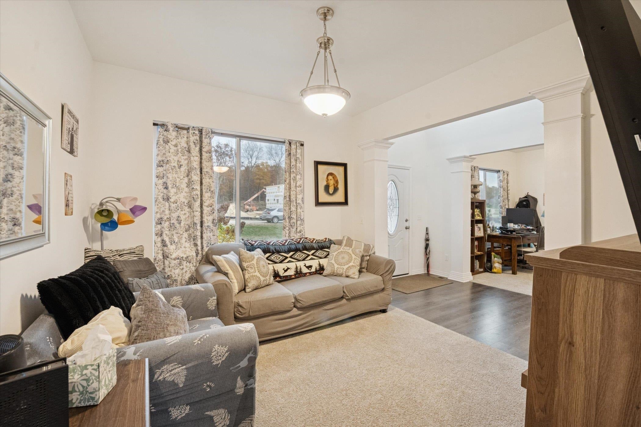 Ortonville, Michigan, 48462, United States, 5 Bedrooms Bedrooms, ,3 BathroomsBathrooms,Residential,For Sale,2008578