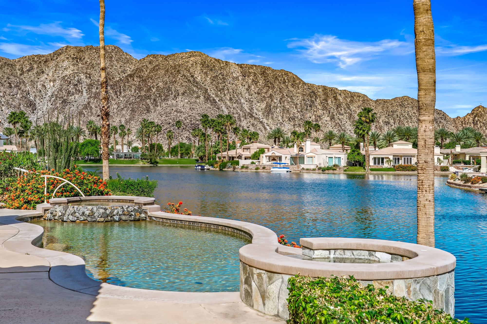  where  desert light meets the water’s edge - 物件實景