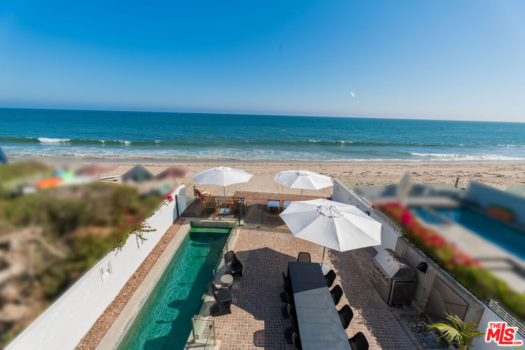 Malibu, California, 90265, United States, 4 Bedrooms Bedrooms, ,6 BathroomsBathrooms,Residential,For Sale,1912115
