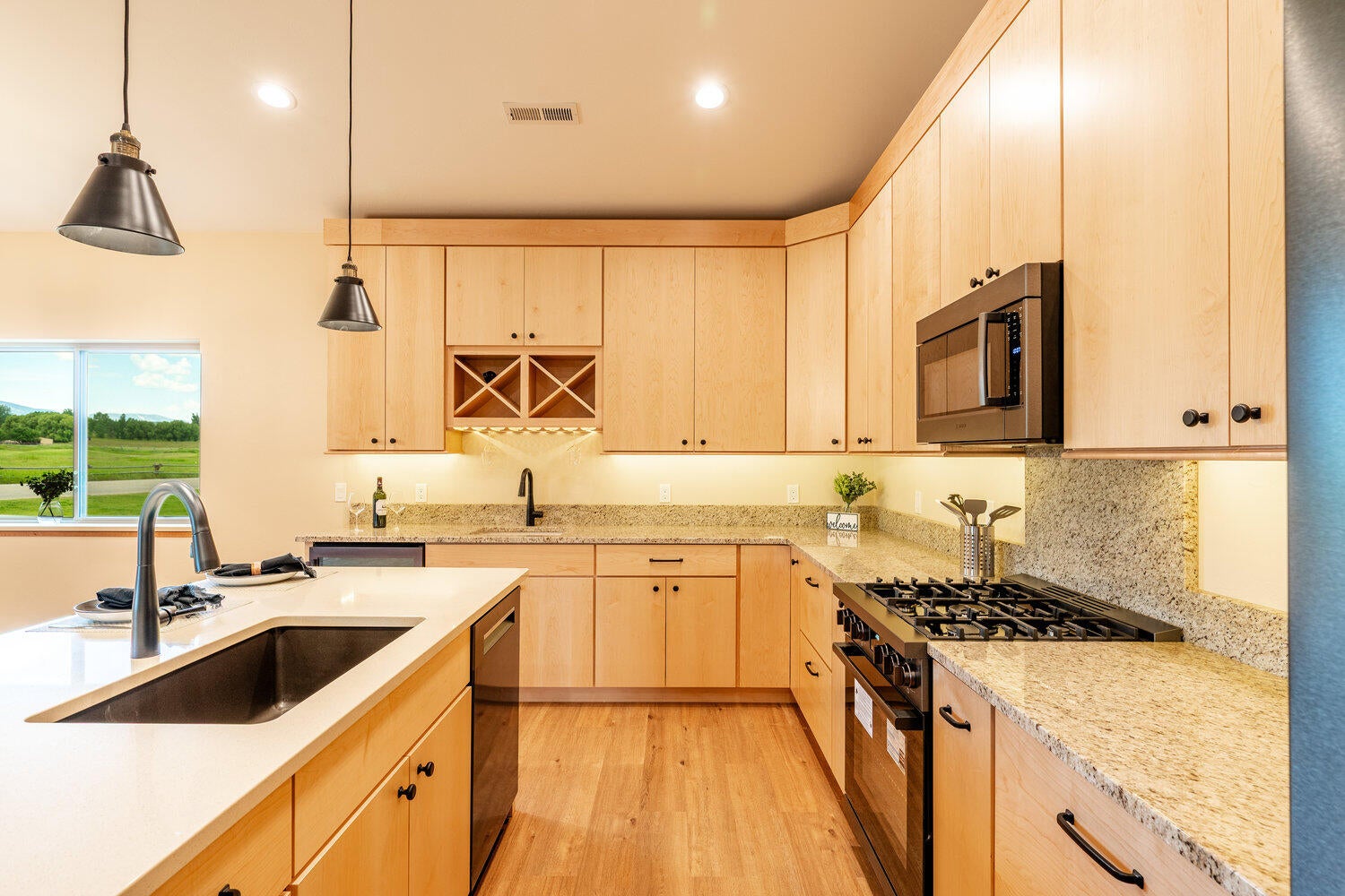 Sheridan, Wyoming, 82801, United States, 4 Bedrooms Bedrooms, ,3 BathroomsBathrooms,Residential,For Sale,1981646