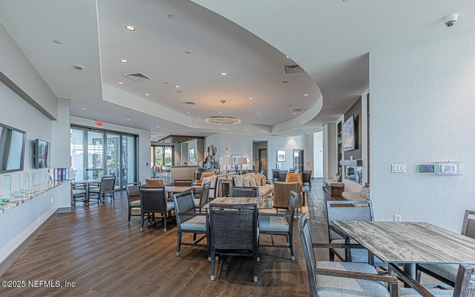 Jacksonville, Florida, 32256, United States, 3 Bedrooms Bedrooms, ,3 BathroomsBathrooms,Residential,For Sale,2003053