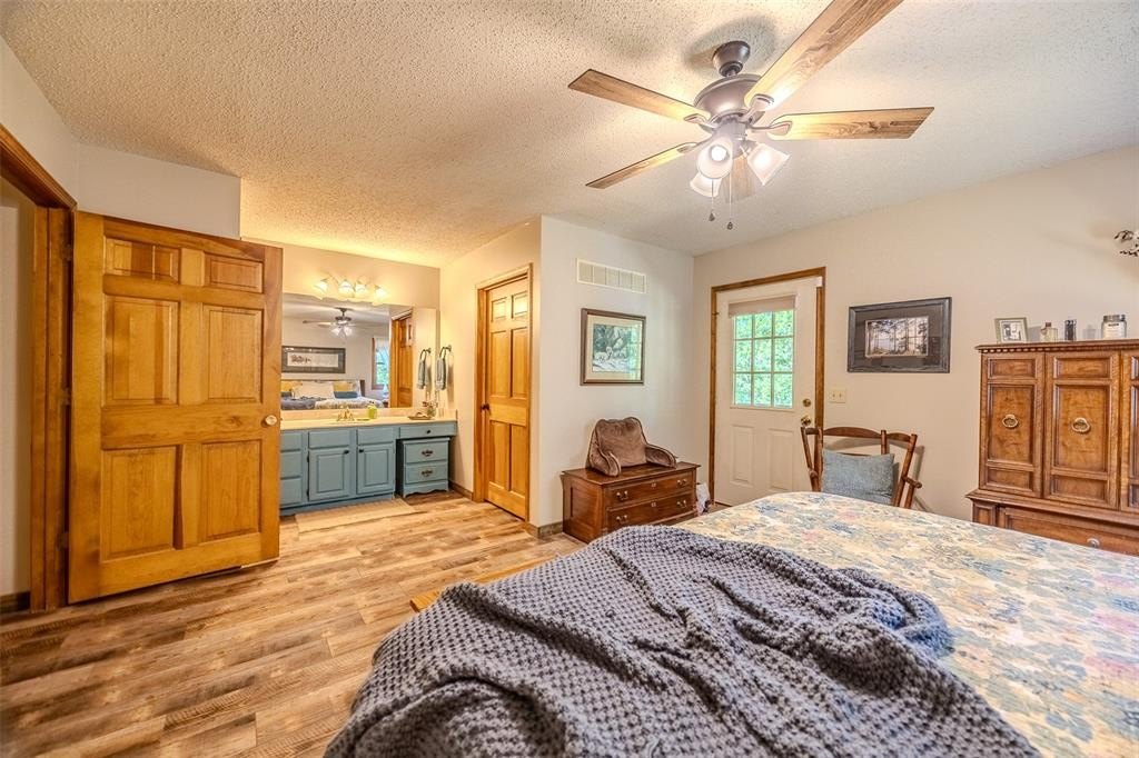 Urbana, Missouri, 65767, United States, 5 Bedrooms Bedrooms, ,4 BathroomsBathrooms,Residential,For Sale,1851017