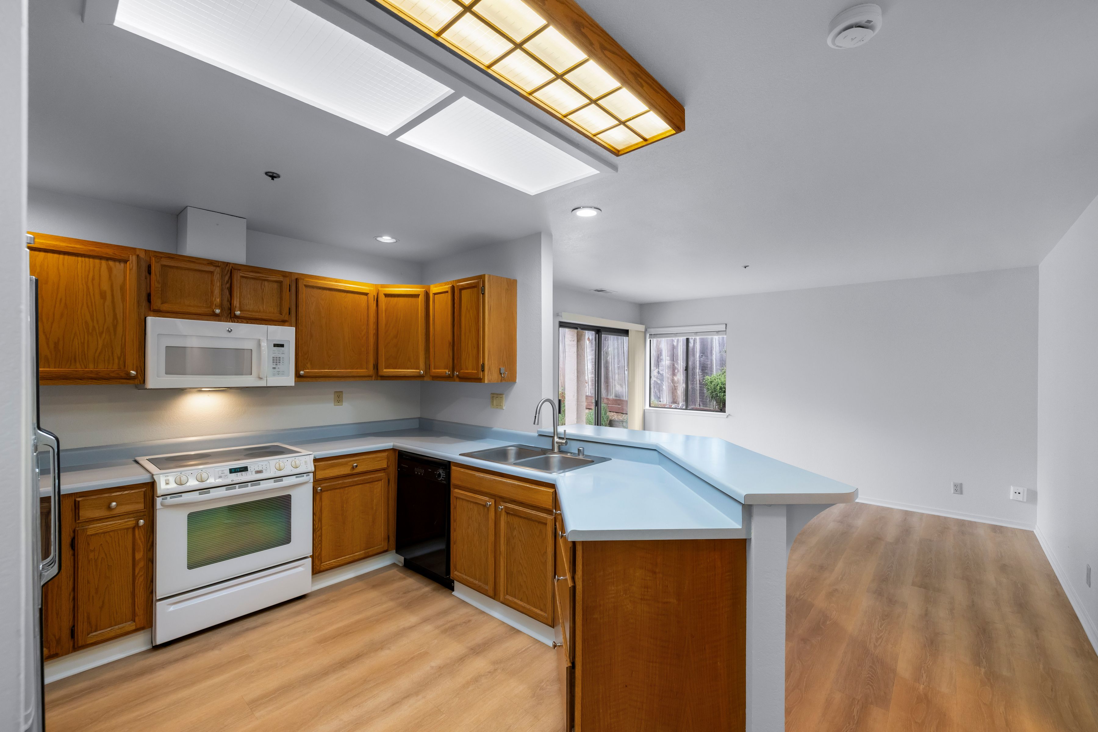  1140 Kimberly Court, Seaside - 物件實景
