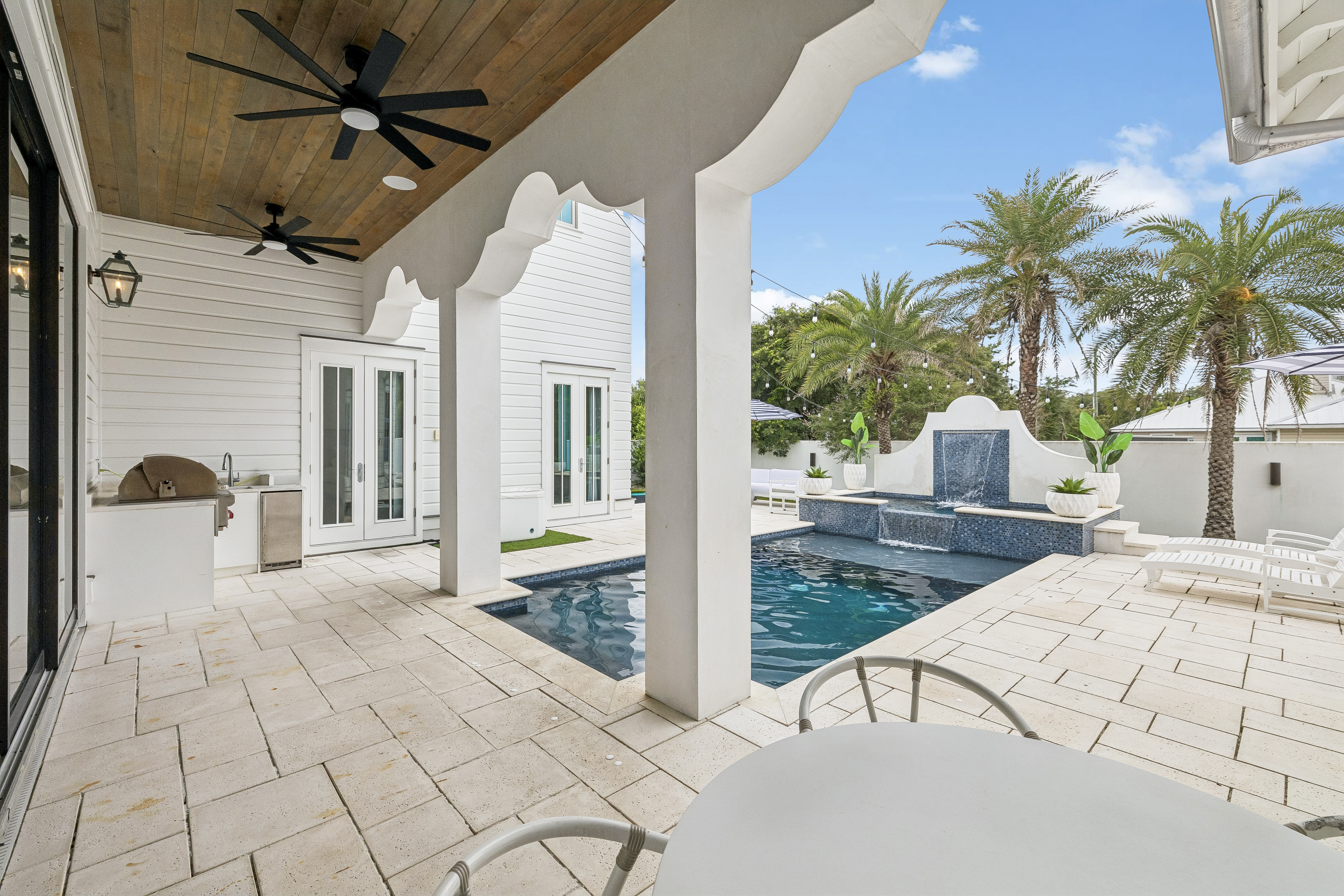  Spacious Coastal Residence with Pool & Gulf Views - 物件實景