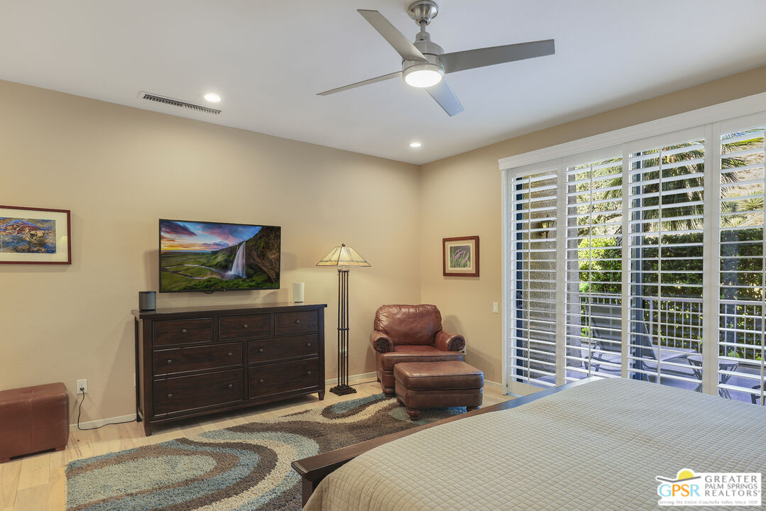 Palm Springs, California, 92264, United States, 2 Bedrooms Bedrooms, ,2 BathroomsBathrooms,Residential,For Sale,1989572