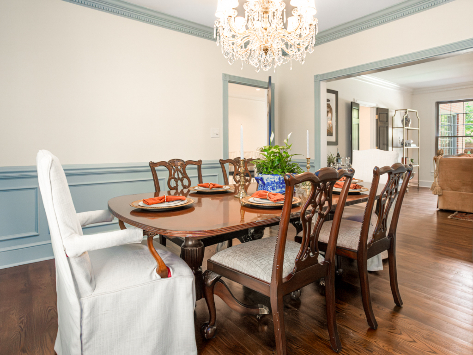  Grand Colonial Estate is Rare Find in the Heart of Midtown - 物件實景