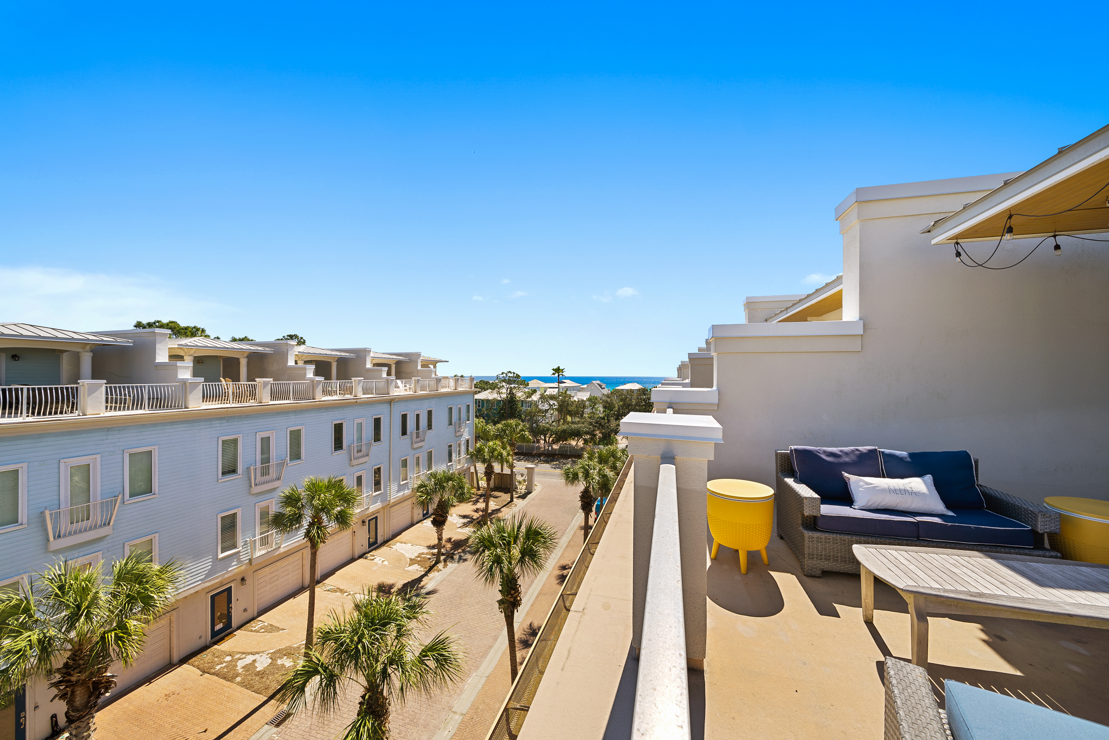  Remodeled End-Unit Townhome With gulf Views And Rooftop Retreat - 物件實景