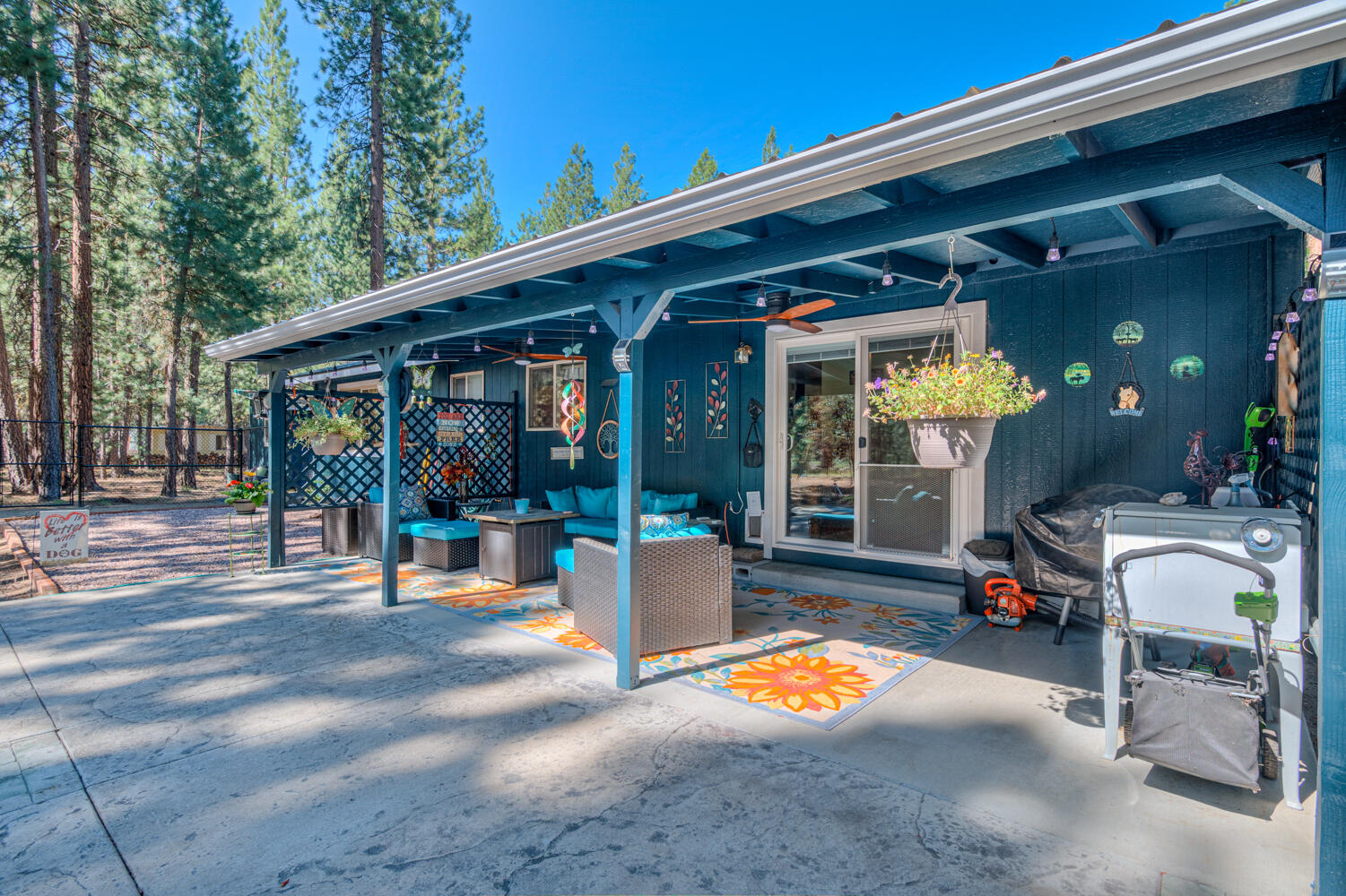 La Pine, Oregon, 97739, United States, 3 Bedrooms Bedrooms, ,2 BathroomsBathrooms,Residential,For Sale,2006496