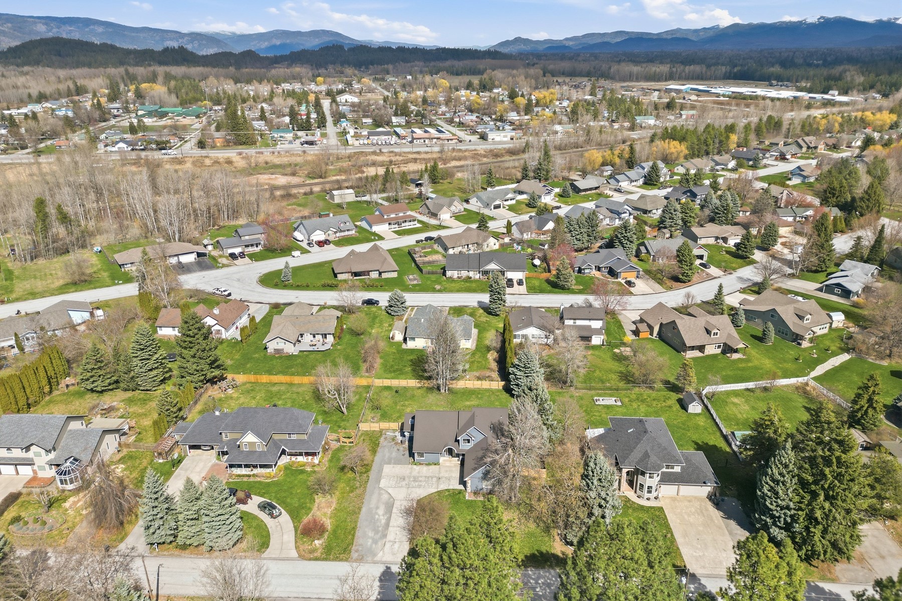  611 Ponder Point Dr - 物件實景