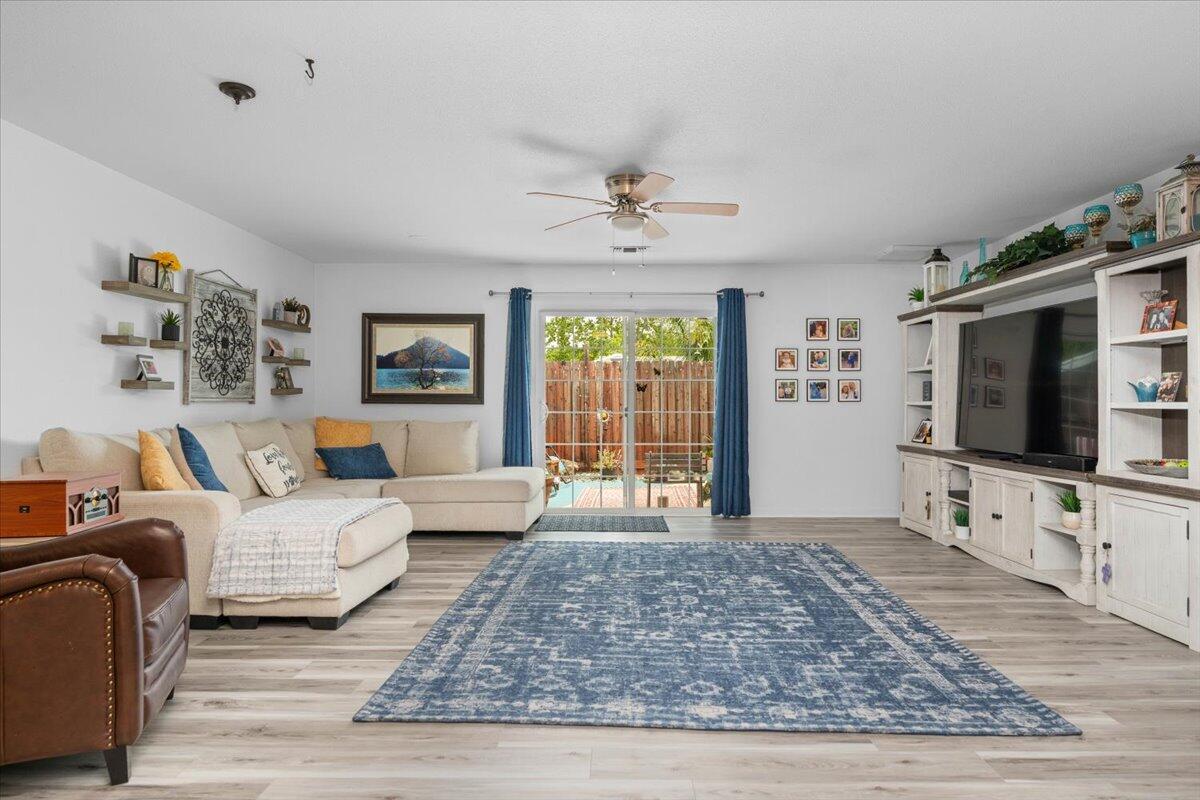 Redding, California, 96003, United States, 3 Bedrooms Bedrooms, ,3 BathroomsBathrooms,Residential,For Sale,1926978