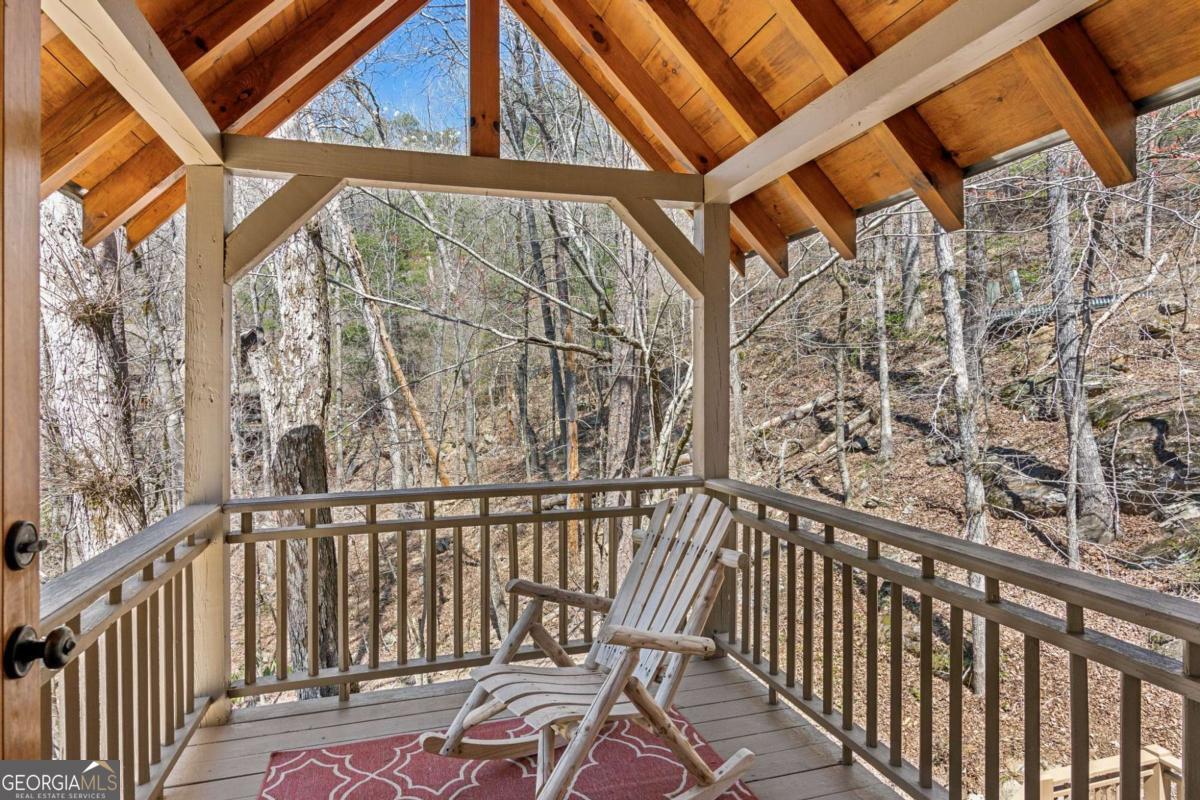 Ellijay, Georgia, 30536, United States, 5 Bedrooms Bedrooms, ,4 BathroomsBathrooms,Residential,For Sale,1880037