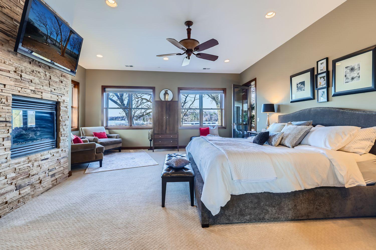 Deephaven, Minnesota, 55331, United States, 4 Bedrooms Bedrooms, ,5 BathroomsBathrooms,Residential,For Sale,1950971