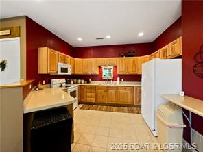 Osage Beach, Missouri, 65065, United States, 3 Bedrooms Bedrooms, ,3 BathroomsBathrooms,Residential,For Sale,1927101
