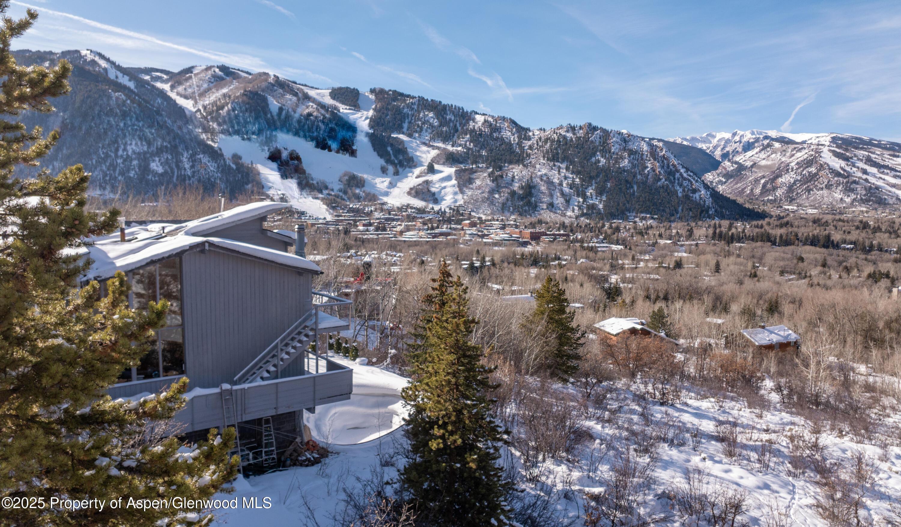 Aspen, Colorado, 81611, United States, 3 Bedrooms Bedrooms, ,4 BathroomsBathrooms,Residential,For Sale,1695622