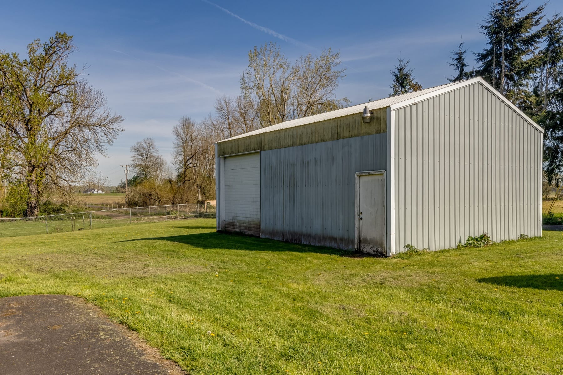  19330 NW GILLIHAN RD Portland, OR 97231 - 物件實景